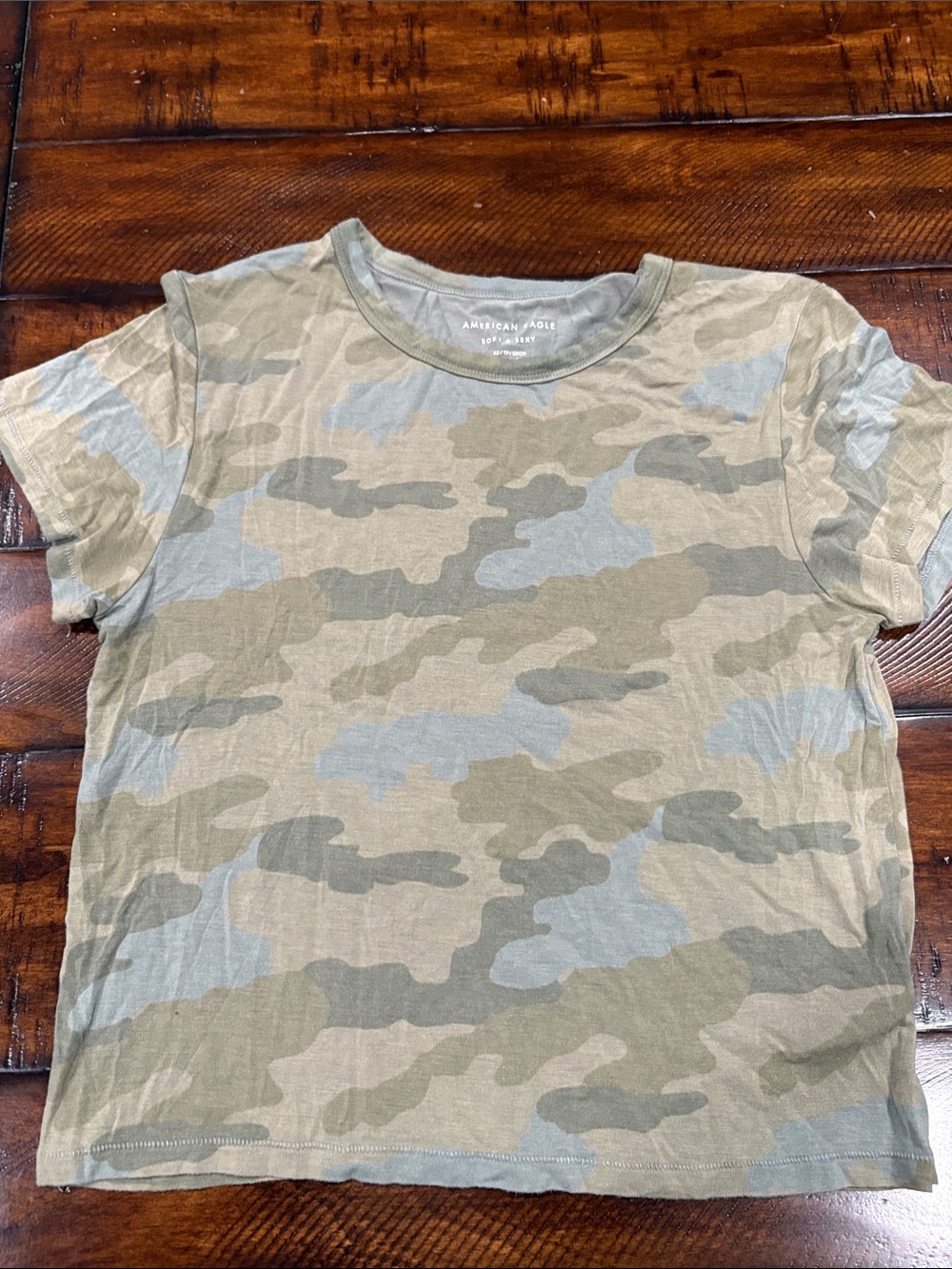 American Eagle Outfitters Camo Short Sleeve Tee in Olive and Light Gray